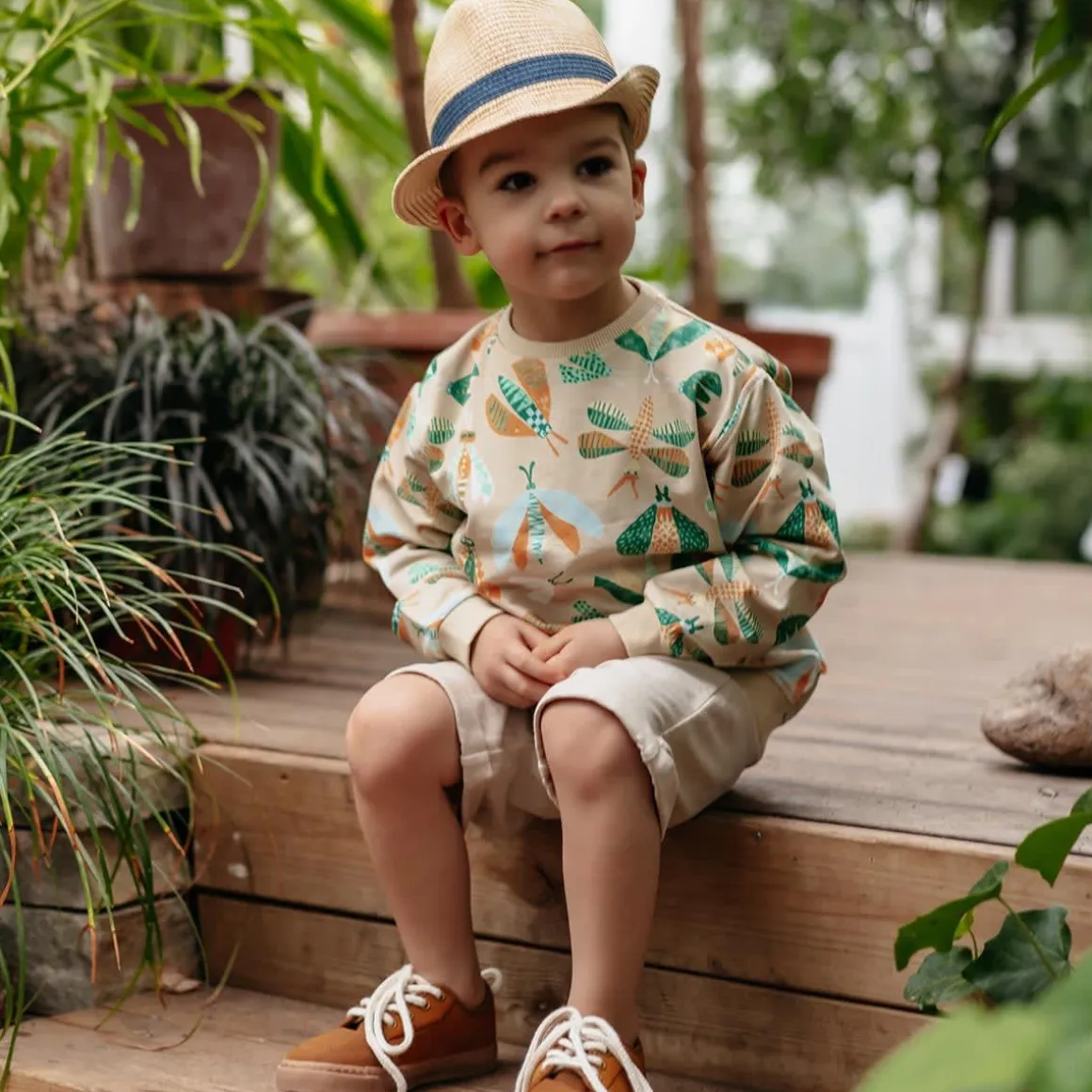 Ottiaiset-Collegepaita Beige